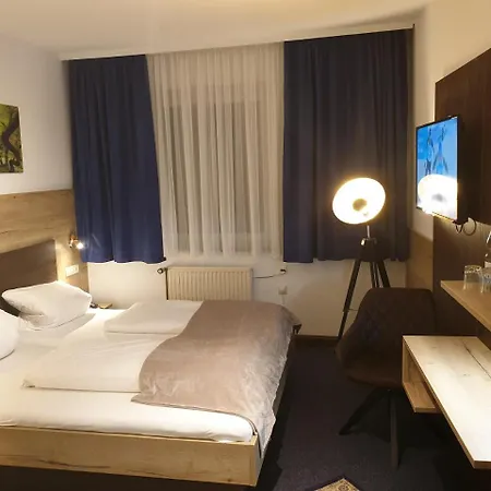 Hotel Wacker 3*